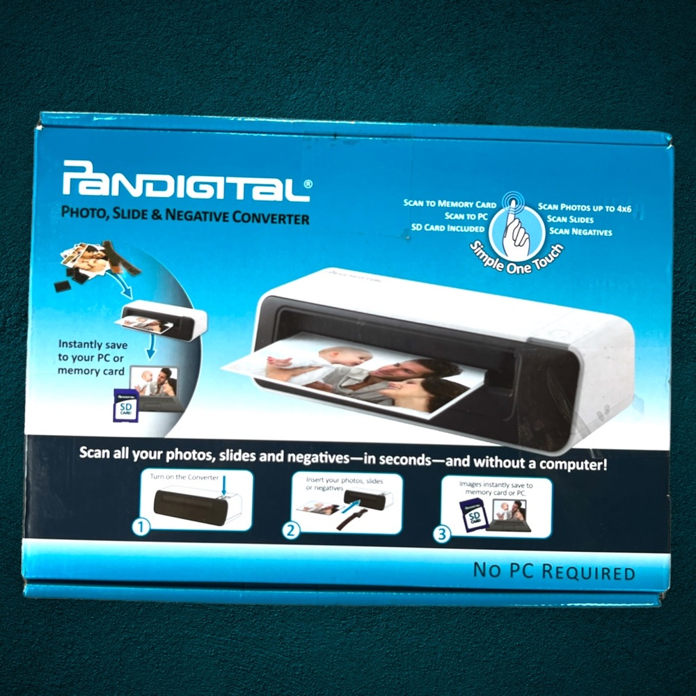 Pandigital Photolink One-Touch 4” x 6” Photo and Slide and Negative Scanner.NWT